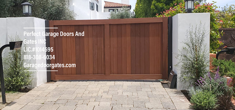 Wooden Driveway Gate Installation